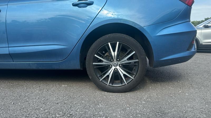 MG MG5 Photo cohere-559b43e0957c628970d5dc709cc8568c78cba145.jpg