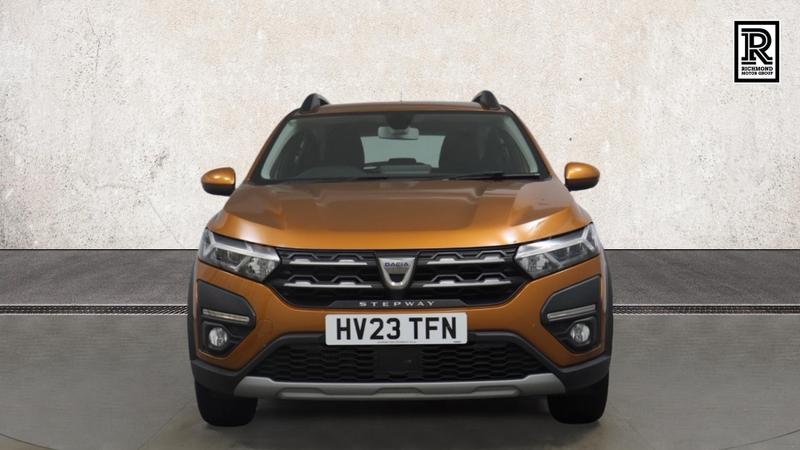 Dacia SANDERO STEPWAY Photo cohere-56284c0d85cc5a0508bef3ab0a98b7169083e2fa.jpg