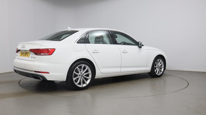 Audi A4 Photo cohere-565bdc3306bfbcc9196205e9acef4f28a3164fcd.jpg