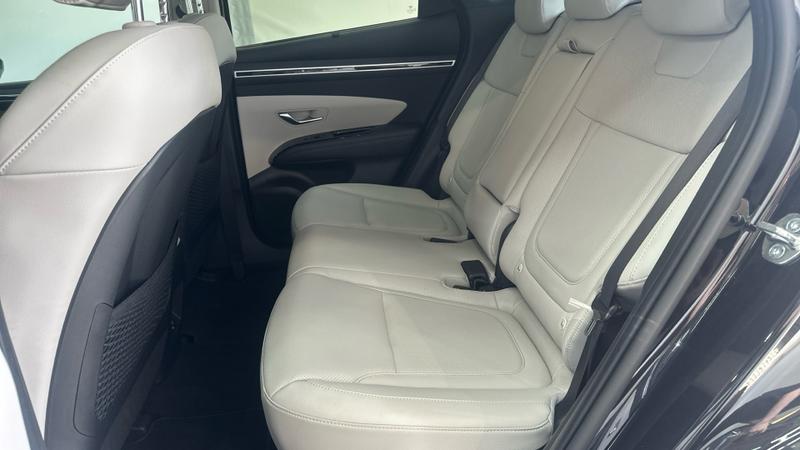 Hyundai TUCSON Photo cohere-56c761946a49dc3cd3e16b77d2c07ee966d47f8a.jpg
