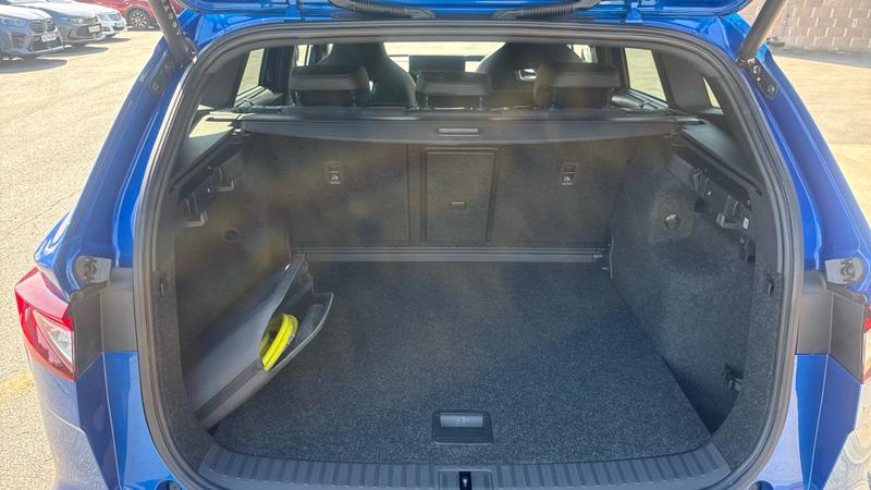 Skoda ENYAQ Photo cohere-580f0b0e8fc4c96f65a10cf8a421e082ab4dca34.jpg