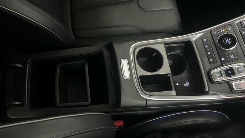 Hyundai Santa Fe Photo cohere-584ac0447d6e3444460638ff8c021a23e4661acf.jpg