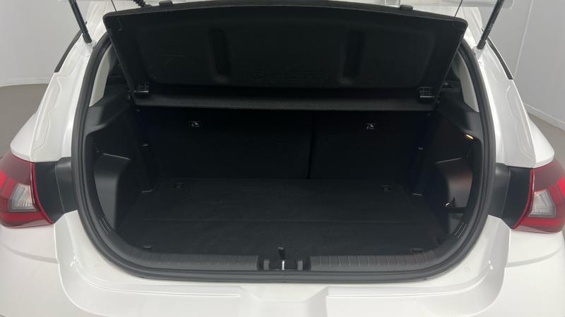 Hyundai i20 Photo cohere-584bc77ada59b6146aede751017b3382beb0e630.jpg