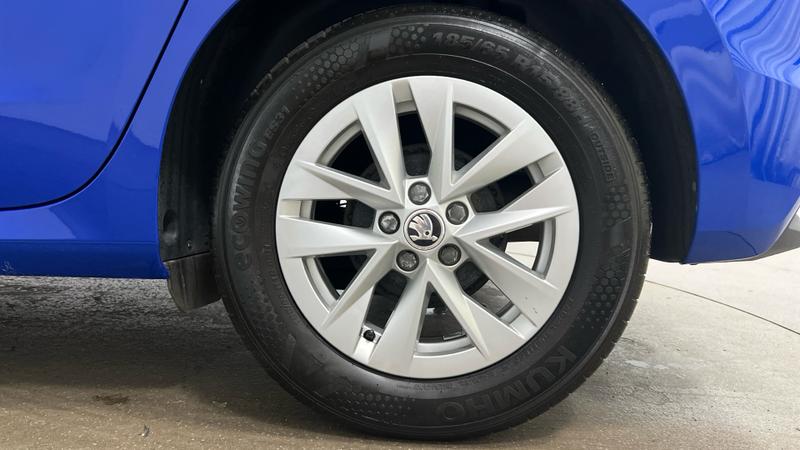 Skoda FABIA Photo cohere-58f4a63704532d0d7bdf83bef75e57be60bc2e05.jpg