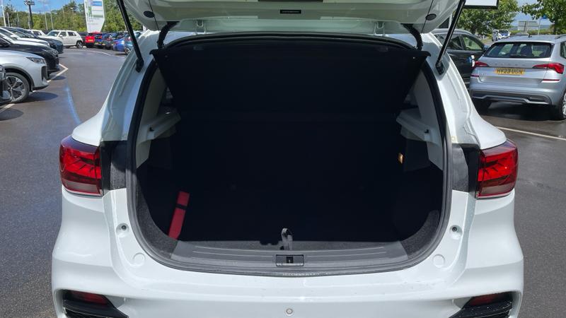 MG ZS Photo cohere-5903a4acf7f99e0d29f05c0f3bd6054f813596b7.jpg
