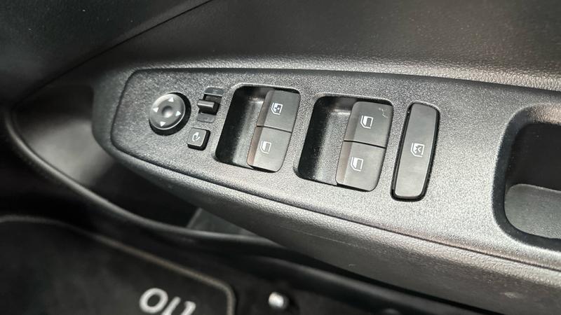 Hyundai i10 Photo cohere-59754b5aaddc489c3c60450e8b8e0b454751d5fc.jpg