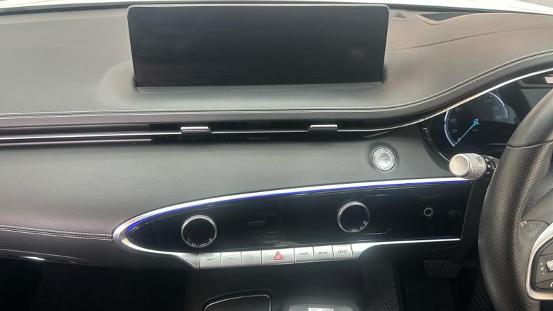 Genesis GV70 Photo cohere-59bf4ec420e6a03dee2830d4a4178b567a8d7ce9.jpg