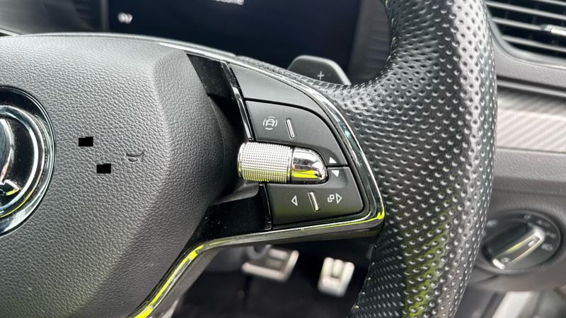 Skoda SUPERB Photo cohere-5a59cc5b6adc63e32f798c906bcfff970482d953.jpg