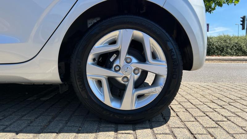 Hyundai i10 Photo cohere-5a6c838777da5d1fe5308680bbf1becb3f4be97e.jpg