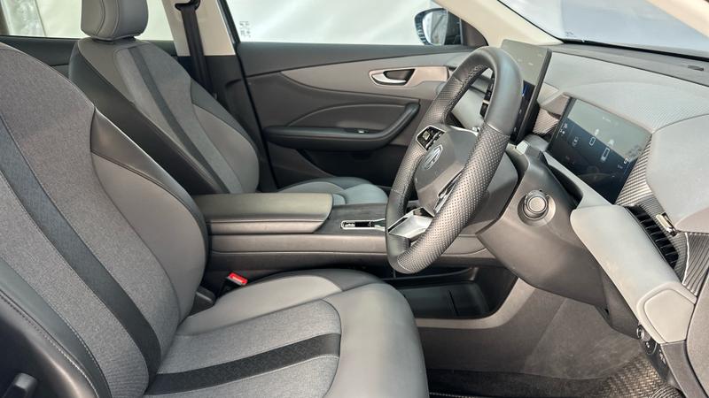 MG MGS5 EV Photo cohere-5a778a732477114f3283d12e5d189ce3604cd286.jpg