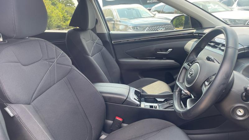 Hyundai TUCSON Photo cohere-5b69cf431d2a3676ed9bab40b6ba053ec51777eb.jpg