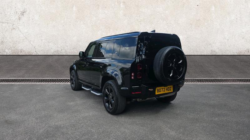 Land Rover Defender 110 Photo cohere-5b88d477366c4cc0b34c03c24d3a105460c2dca9.jpg