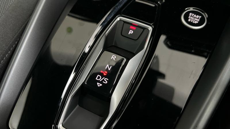 Audi A3 Photo cohere-5b9c0ada8524765bf4a460f37b3481d490ed2915.jpg