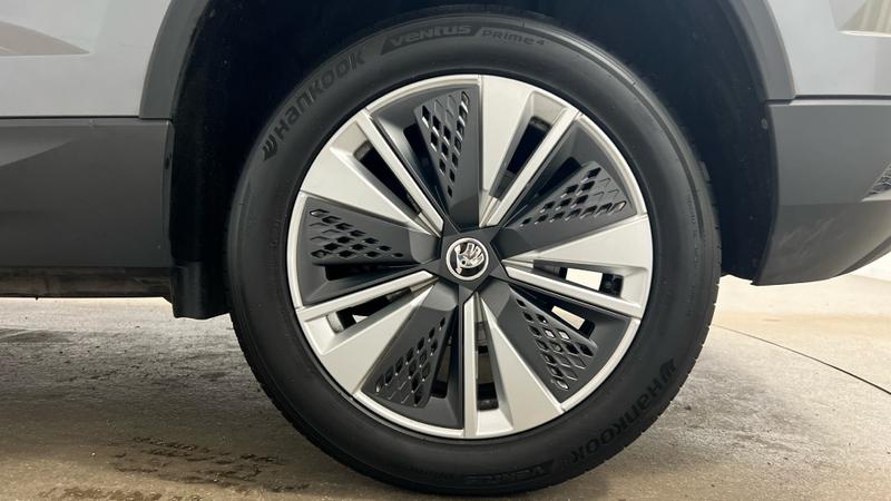 Skoda KAROQ Photo cohere-5b9dabd076fe7cf658efdf03acd976ae7901ee7f.jpg