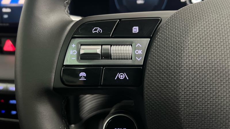 Hyundai IONIQ Photo cohere-5bd7e6b90e8b4e73fd1d90ae6688920fe11ca99b.jpg