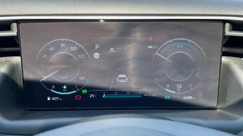 Hyundai TUCSON Photo cohere-5c2c449231a680738e5316f11e6b3bb114a996ef.jpg