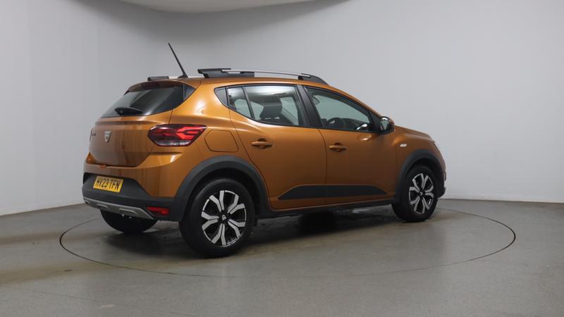 Dacia SANDERO STEPWAY Photo cohere-5c600ae9943f3bc2155c1fe3830d490d7a6ee9aa.jpg