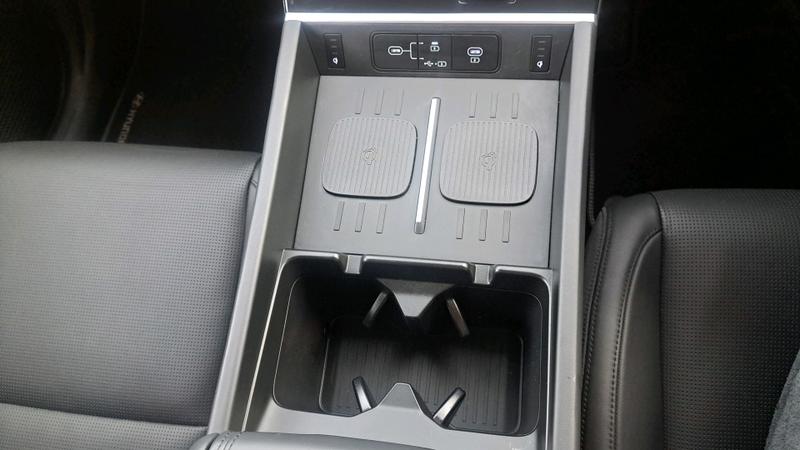 Hyundai Santa Fe Photo cohere-5c6252ef8ac76cfc6698548c9d0d1bfe23cbb9c7.jpg