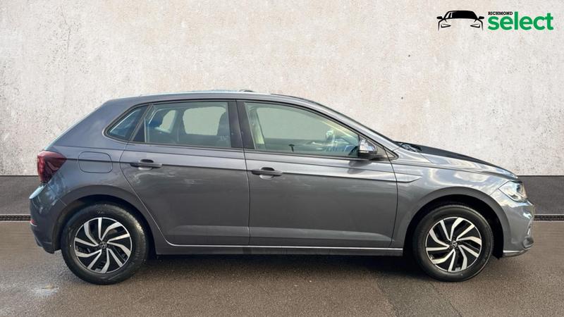 Volkswagen Polo Photo cohere-5d08f354646d0b57cd4b8ea76ca49363eb8c8d3a.jpg