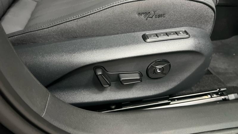 Skoda SUPERB Photo cohere-5d61852e3aff7fc188510e08fefb0eb12734947a.jpg