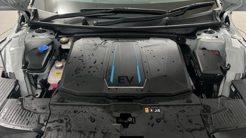 Hyundai IONIQ Photo cohere-5d86088e58228ac8ba1f6f3a3db9cb54c21265a5.jpg