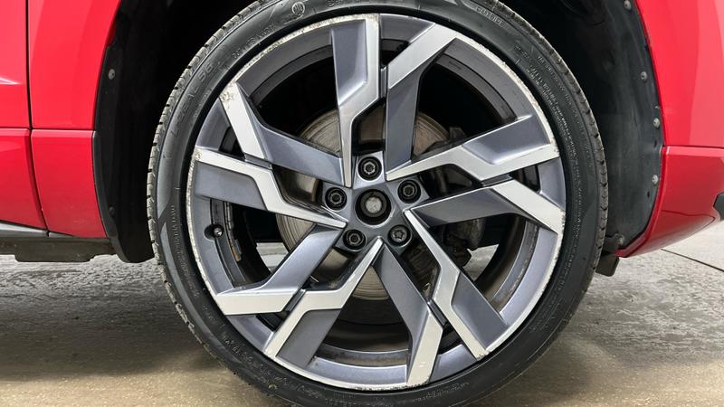 Skoda KAROQ Photo cohere-5dfaf5a85de66f11c39f00fb6468aec441014d54.jpg
