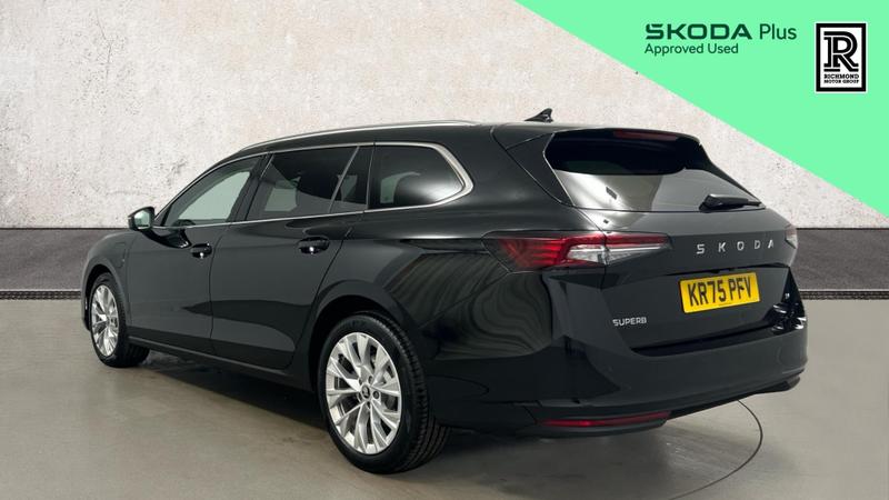 Skoda SUPERB Photo cohere-5e795a70f81ff279eb190f66a186b77c227062a6.jpg