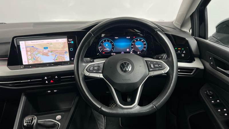 Volkswagen Golf Photo cohere-5ebb51a9b3821711452a3025a9fd016d88f4efd2.jpg