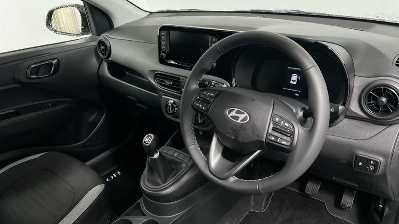 Hyundai i10 Photo cohere-5edb8138c26f41a0d82b96edc7c9194c9c50d3b5.jpg