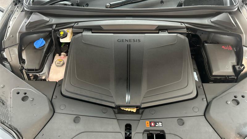 Genesis GV60 Photo cohere-5f1ea32ba90f126834863a5698e4c1f56b44b9b4.jpg