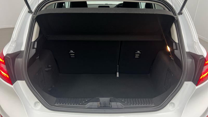 Ford FIESTA Photo cohere-5f4571bc8393e69298218d7f7990e3980f456126.jpg
