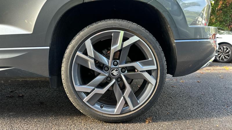 Skoda KAROQ Photo cohere-5f78524c32f9a8cdfe968e8b234a17fe2265dca6.jpg