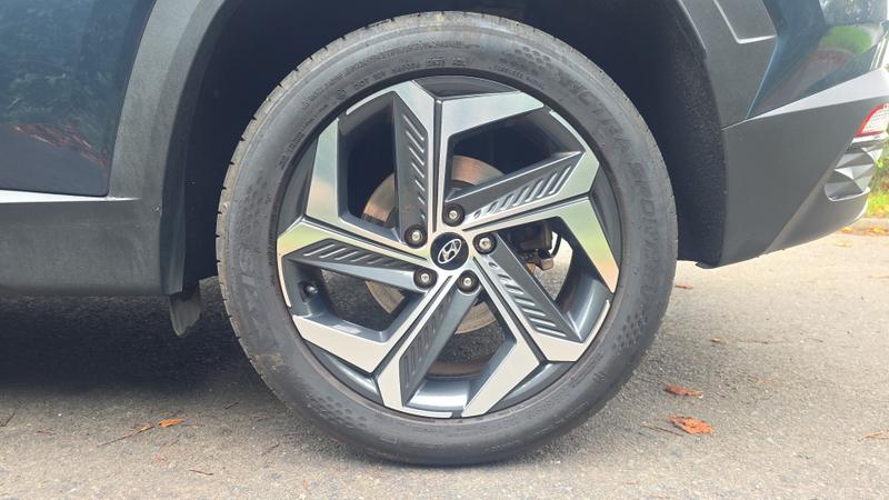 Hyundai TUCSON Photo cohere-608e6af516419b4b7e1bba3513ef06375d48973d.jpg