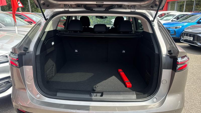 MG HS Hybrid+ Photo cohere-60de63965b3312b37a3d719c9bc9c1a6d5064cdb.jpg