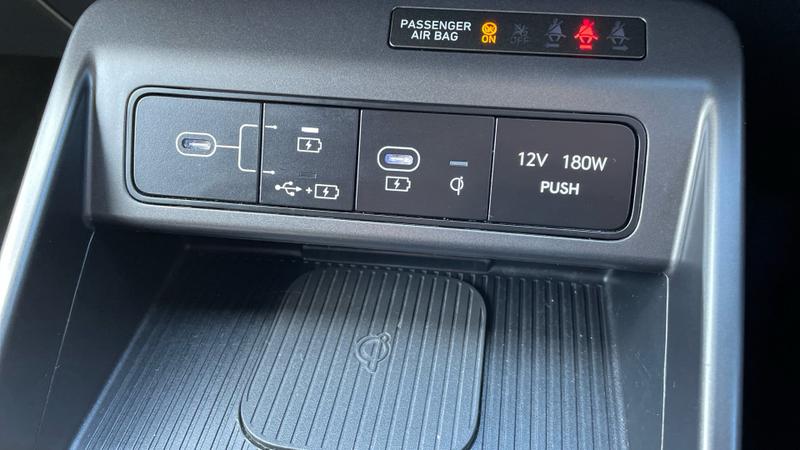 Hyundai KONA Photo cohere-6105141497657aa9fb5b99fa0ddc0d0221a8a895.jpg