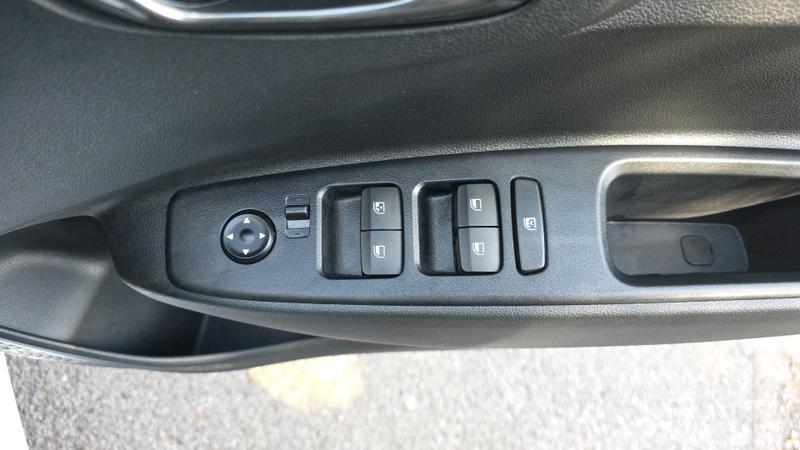 Hyundai i10 Photo cohere-621708aa76678c0450f58e719c35ce6cc50f4130.jpg