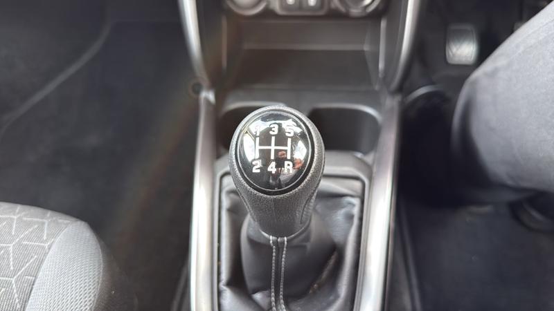 Suzuki SWIFT Photo cohere-62306fe71d1d7c8af9378dcf20422c49a9324290.jpg