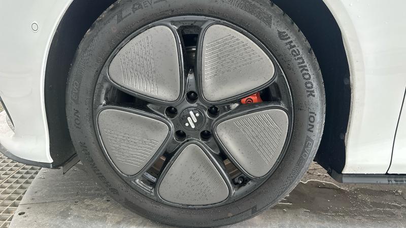 MG MG IM5 SM Photo cohere-624b707cb7ac935d2f82bbd51136128de6ee30d2.jpg