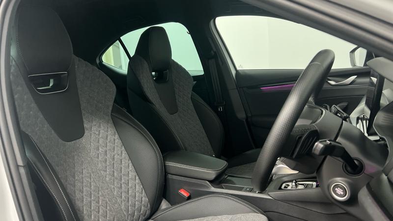 Skoda Octavia Photo cohere-62aeb732a6e1c9bed974adbc9e7fd3658553fe3c.jpg