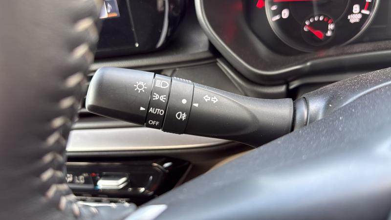 Suzuki SWIFT Photo cohere-62b725023c92cf6cfc901943f85add1b588f6dfa.jpg