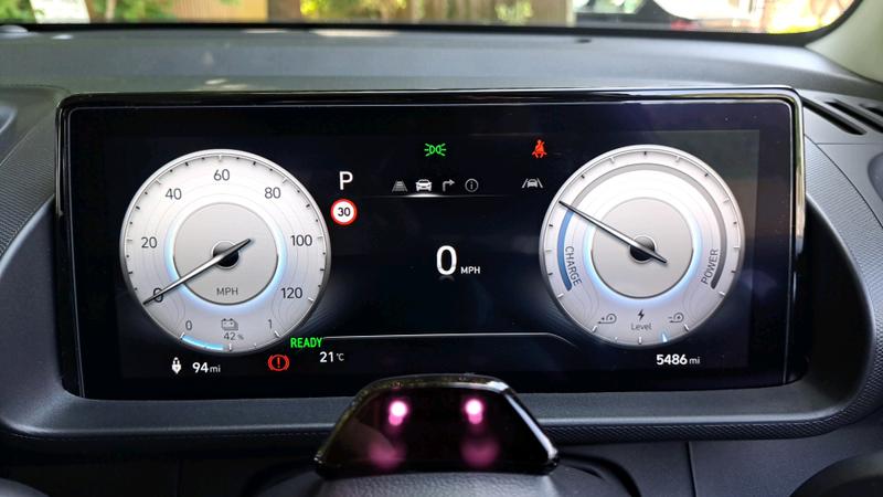 Hyundai INSTER Photo cohere-62c0409fdbc19c3faee6cadd3b4280d63bbbcdcf.jpg