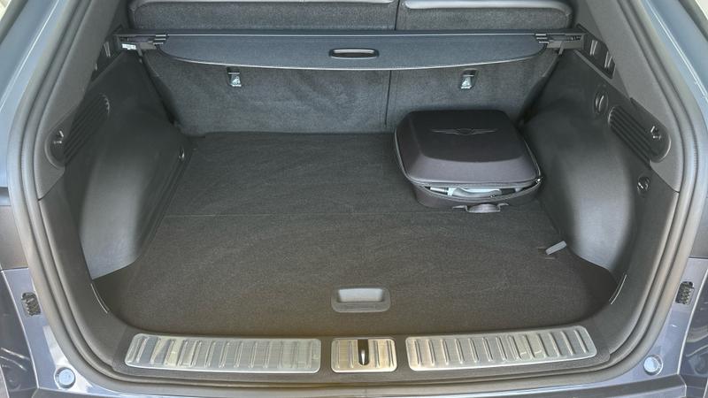 Genesis GV60 Photo cohere-638ec90a05e96e4c3c2a60547b77ce4fcfe5e845.jpg