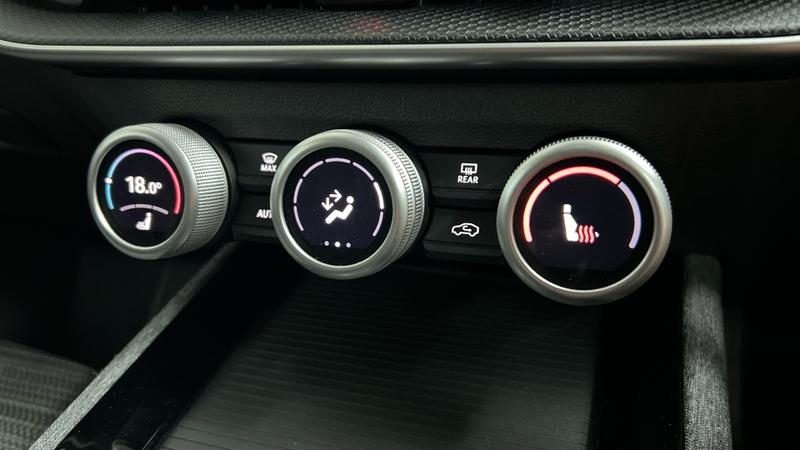 Skoda SUPERB Photo cohere-64202072e02d502858262738d56883817592aa9e.jpg