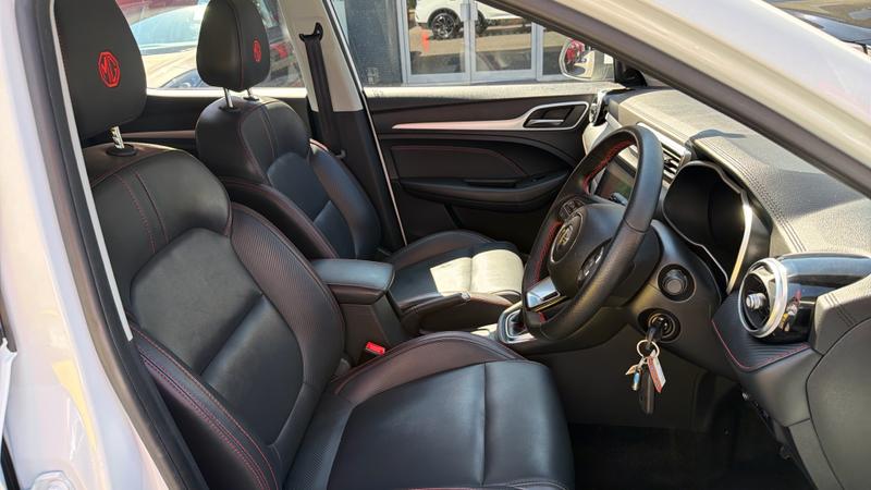 MG ZS Photo cohere-6429f95939d007e5ab3805d7b1123461eab04f79.jpg
