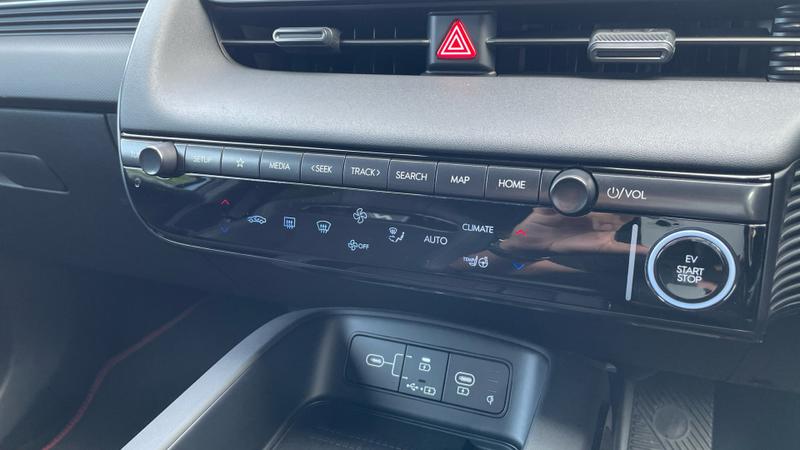 Hyundai IONIQ 5 Photo cohere-642bf20d24724d6baf27091187658893c4e3435d.jpg