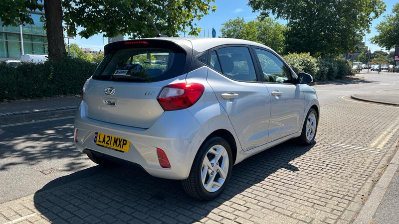 Hyundai i10 Photo cohere-6433ac4eeb1ffe1fdf991fedf59bf472ab300c3f.jpg