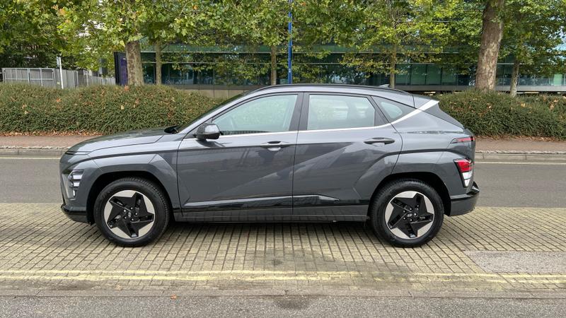 Hyundai KONA Photo cohere-6435f6196b2502a9c5991f8dc7623b8479e078de.jpg