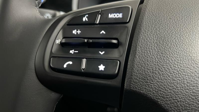 Hyundai i10 Photo cohere-646718acd5e939c524e6f8b295ea6e3022fd62df.jpg