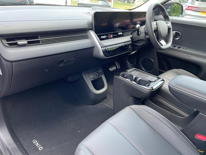 Hyundai IONIQ 5 Photo cohere-64c56a8f0d2caa9883762cc5eb2c966e3a34d798.jpg