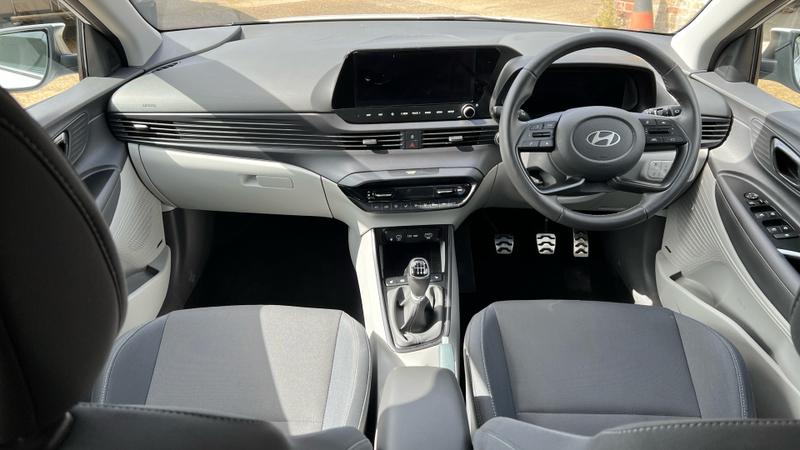 Hyundai BAYON Photo cohere-651f1410901df3152ba7406815ec64cd3e52f9ea.jpg